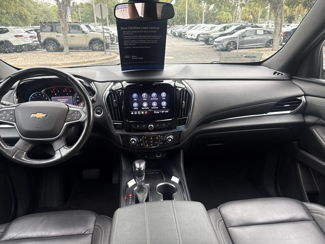 Used 2022 Chevrolet Traverse LT FWD image 21