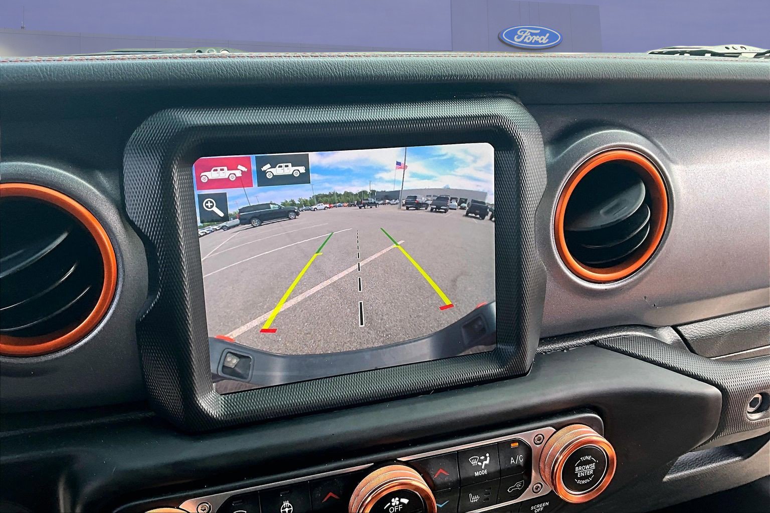 Used 2022 Jeep Gladiator Mojave w/ LED Lighting Group AWD/4WD image 15