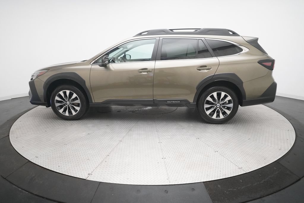 Used 2025 Subaru Outback Limited AWD/4WD image 24