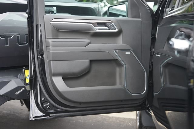Used 2026 Chevrolet Silverado 1500 LTZ w/ LTZ Premium Texas Edition RWD image 31