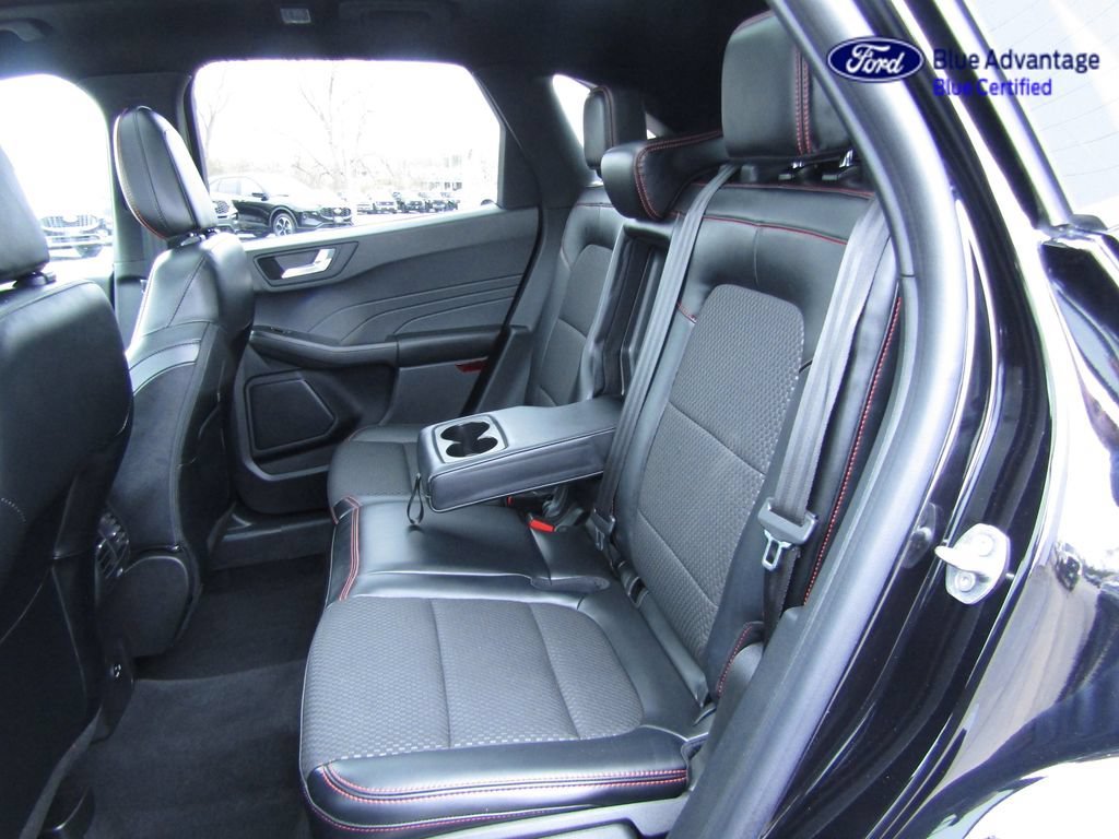 Certified 2023 Ford Escape ST-Line Elite AWD/4WD image 23