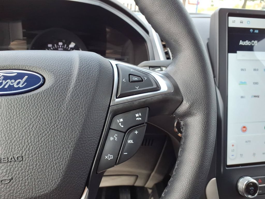 Certified 2024 Ford Edge SEL w/ Convenience Package AWD/4WD image 16