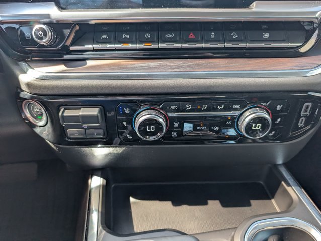 Used 2024 GMC Sierra 1500 SLT w/ SLT Premium Plus Package AWD/4WD image 18