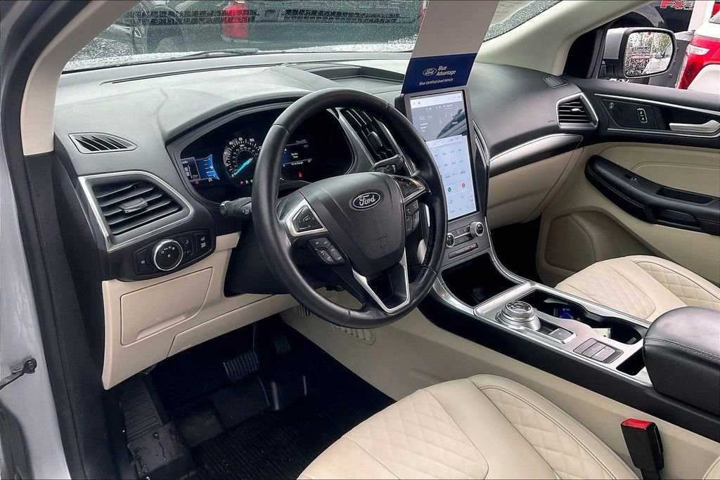 Certified 2023 Ford Edge Titanium AWD/4WD image 12