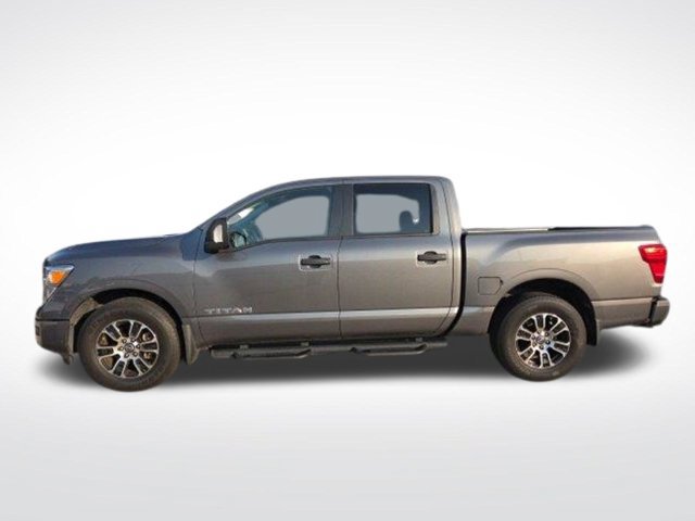 Used 2024 Nissan Titan SV w/ SV Convenience Package RWD image 7