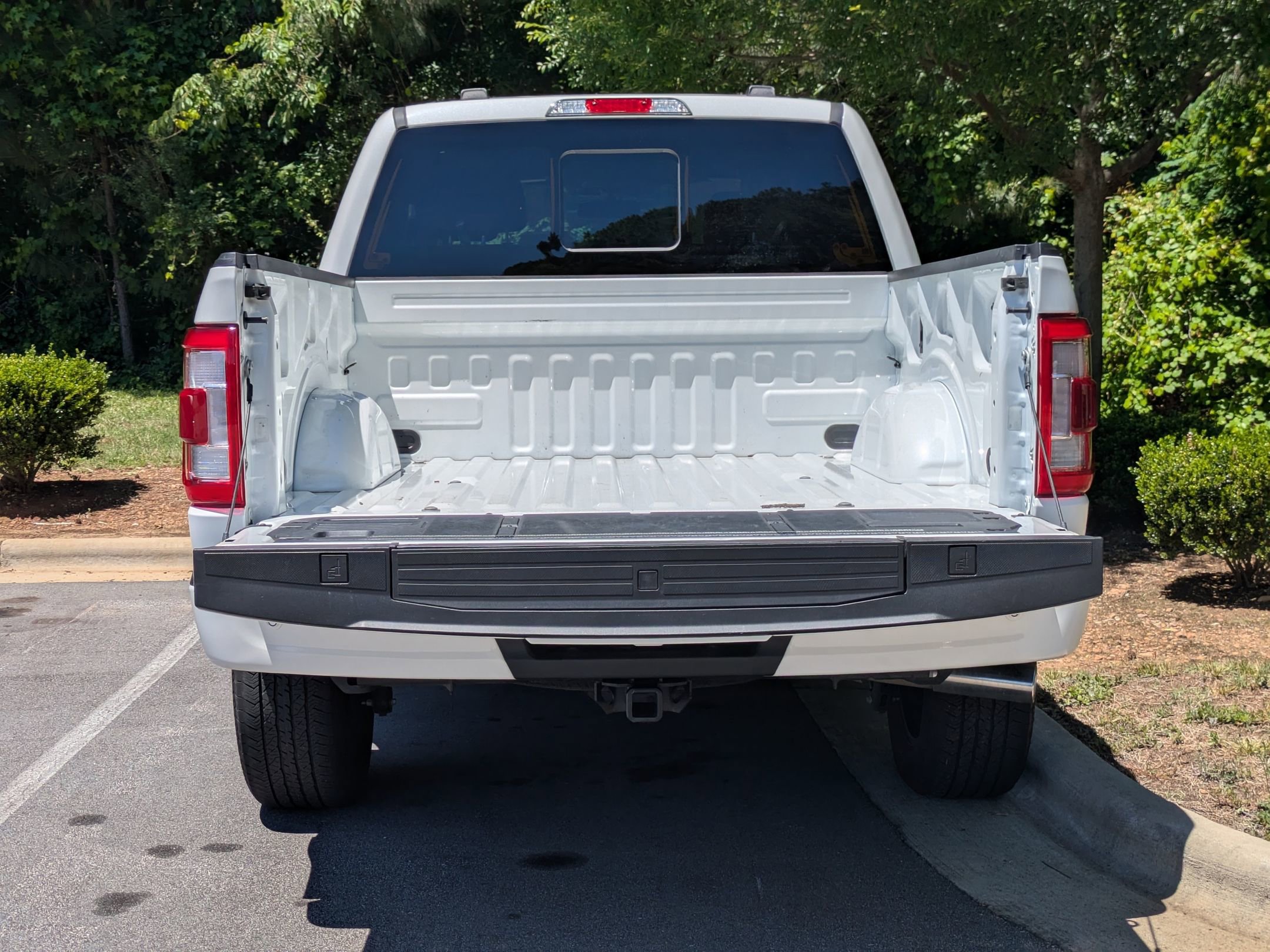 Certified 2023 Ford F150 Lariat AWD/4WD image 33