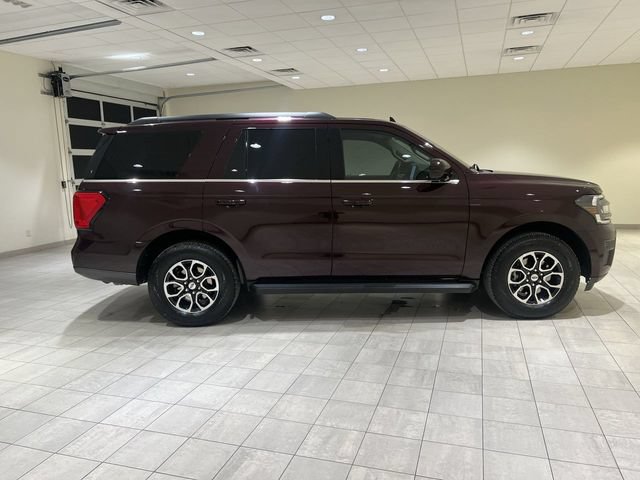 Certified 2023 Ford Expedition XLT RWD image 6