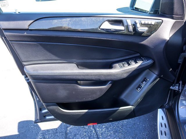 Used 2018 Mercedes-Benz GLS 450 4MATIC image 29