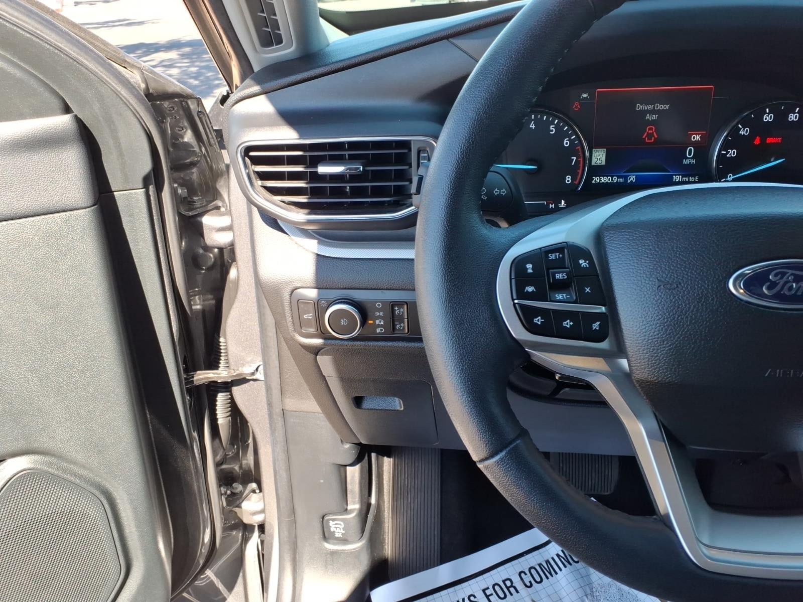 Certified 2023 Ford Explorer XLT w/ Equipment Group 202A AWD/4WD image 28