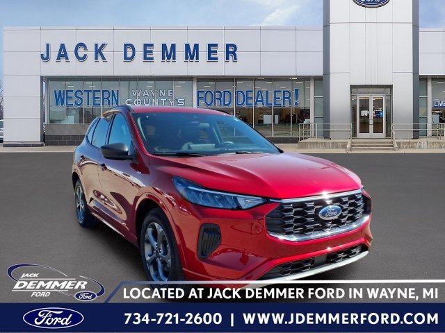 Certified 2023 Ford Escape ST-Line w/ Tech Pack #1 AWD/4WD image 1