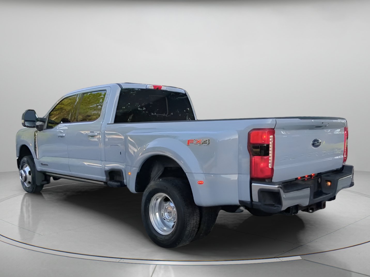 Certified 2024 Ford F350 Lariat w/ Lariat Ultimate Package AWD/4WD image 22