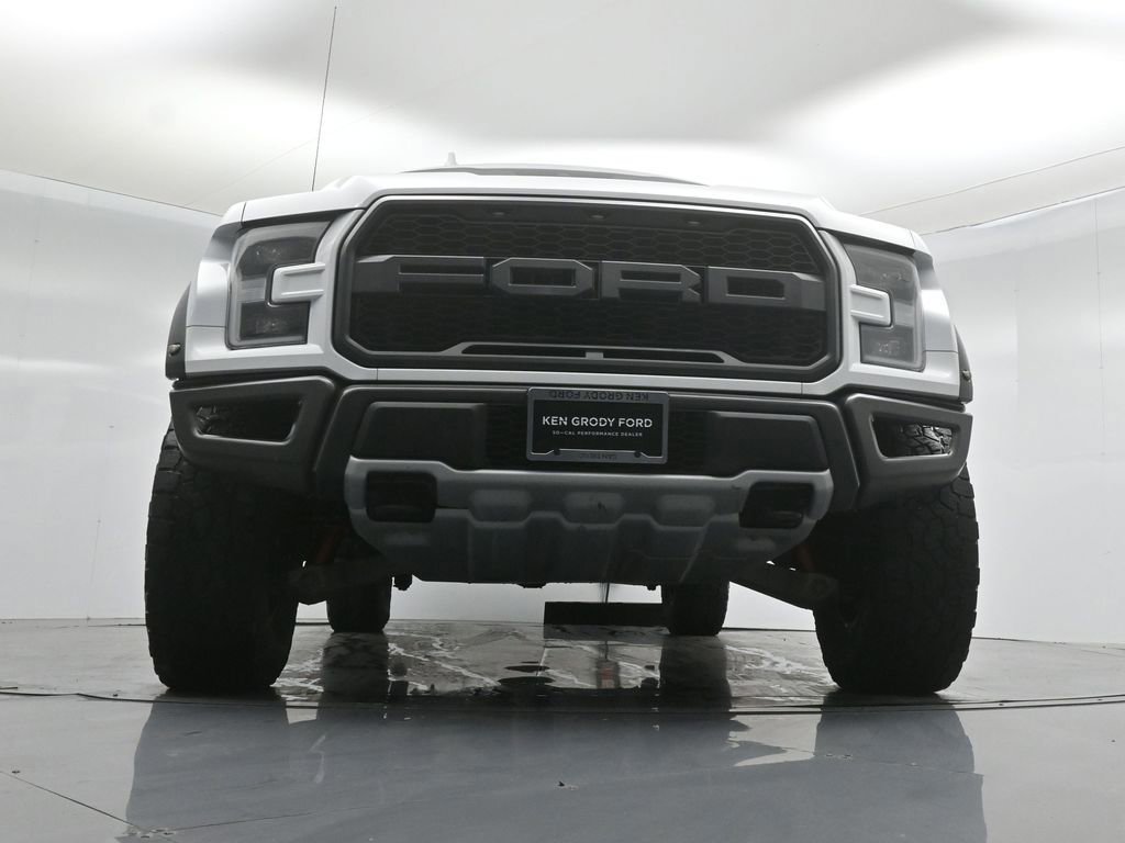 Certified 2020 Ford F150 Raptor w/ Equipment Group 801A Mid image 56