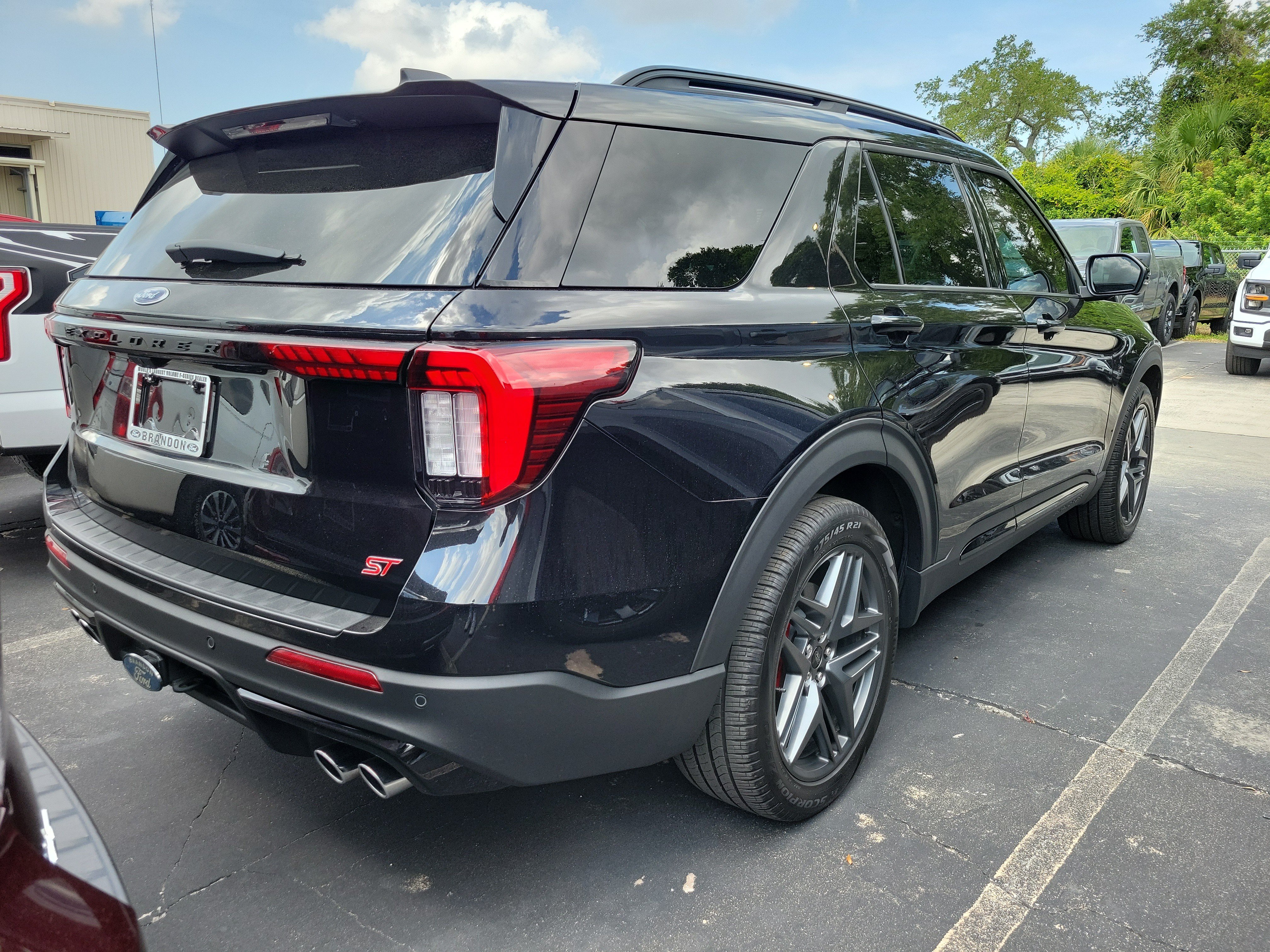 Certified 2026 Ford Explorer ST w/ Sun And Sound Package RWD image 5