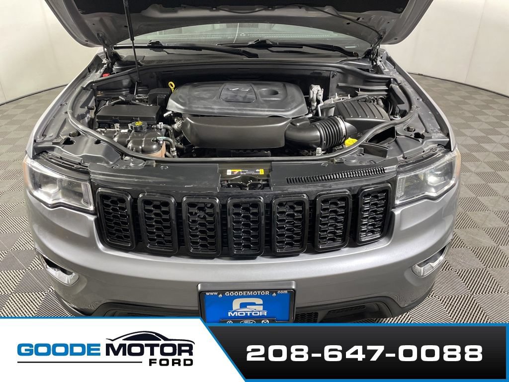 Used 2021 Jeep Grand Cherokee Laredo AWD/4WD image 24