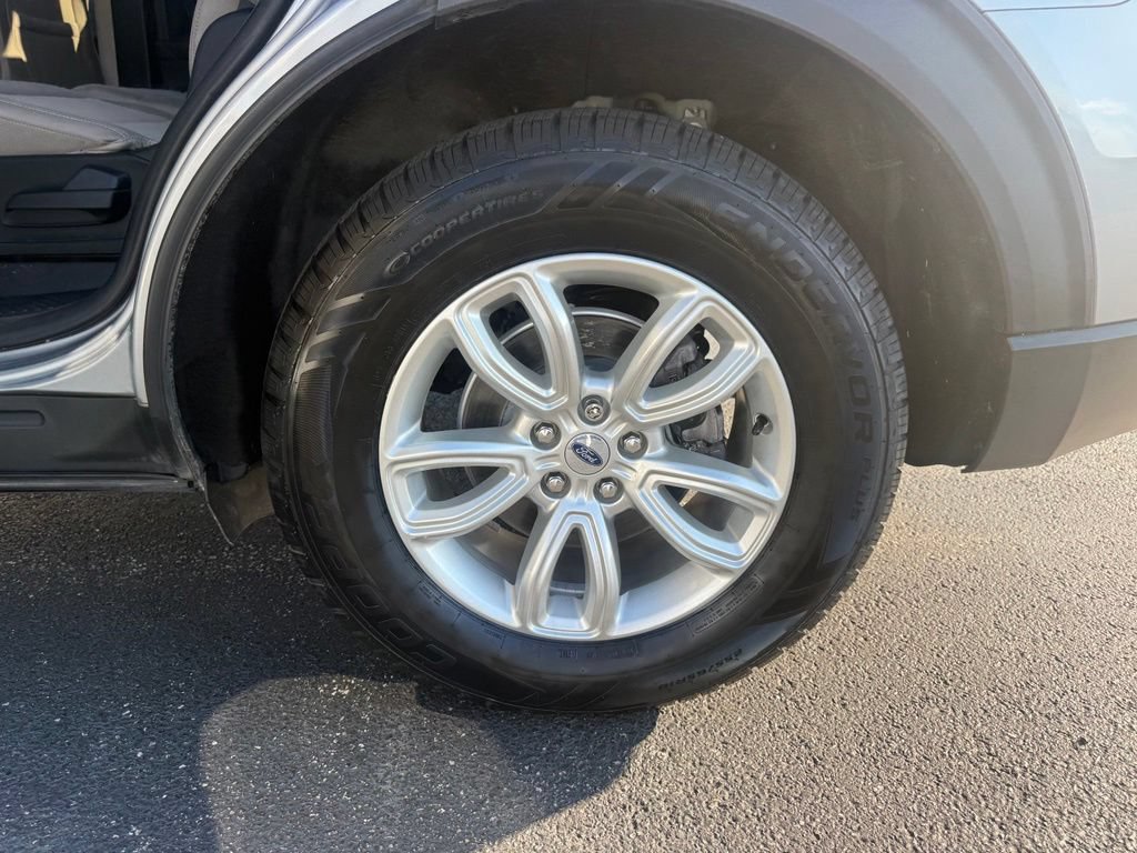 Certified 2021 Ford Explorer 4WD image 34