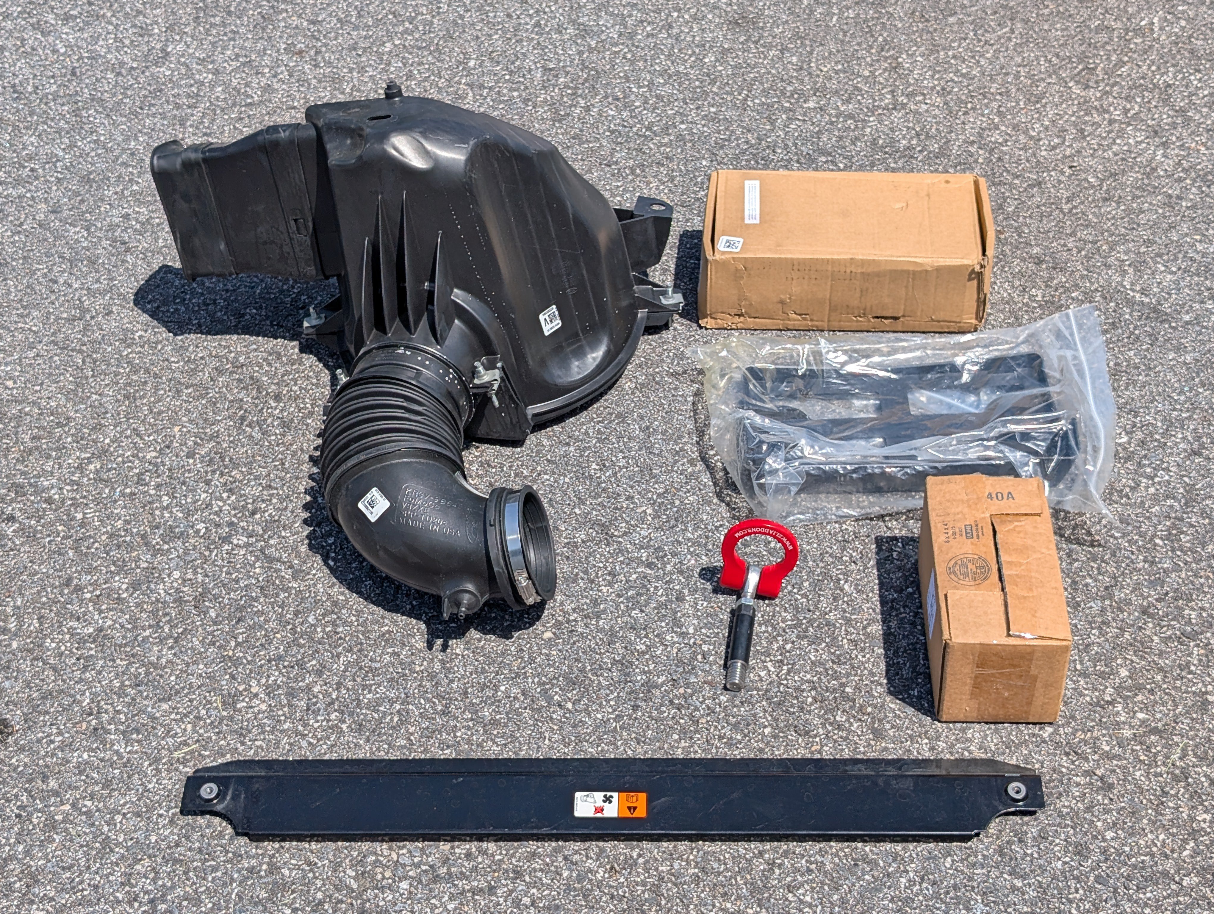 Certified 2022 Ford Mustang Shelby GT500 w/ Handling Package RWD image 31