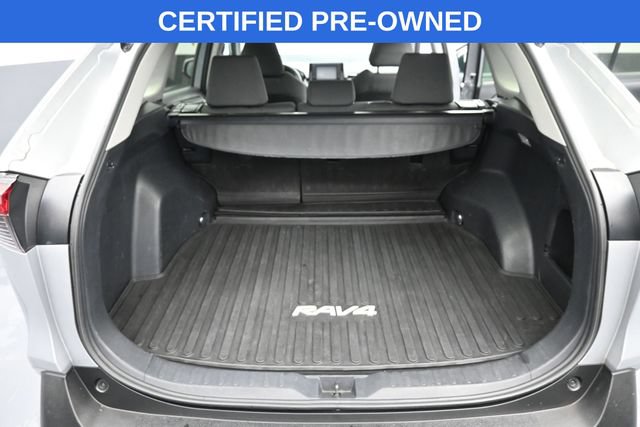 Used 2019 Toyota RAV4 XLE w/ All Weather Liner Package AWD/4WD image 6