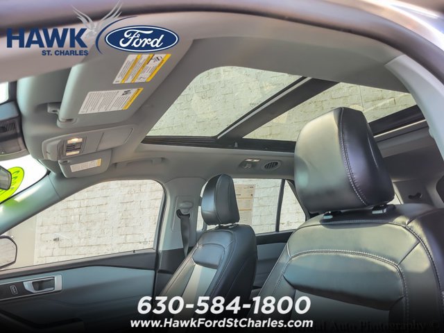 Certified 2023 Ford Explorer XLT w/ Equipment Group 202A AWD/4WD image 9