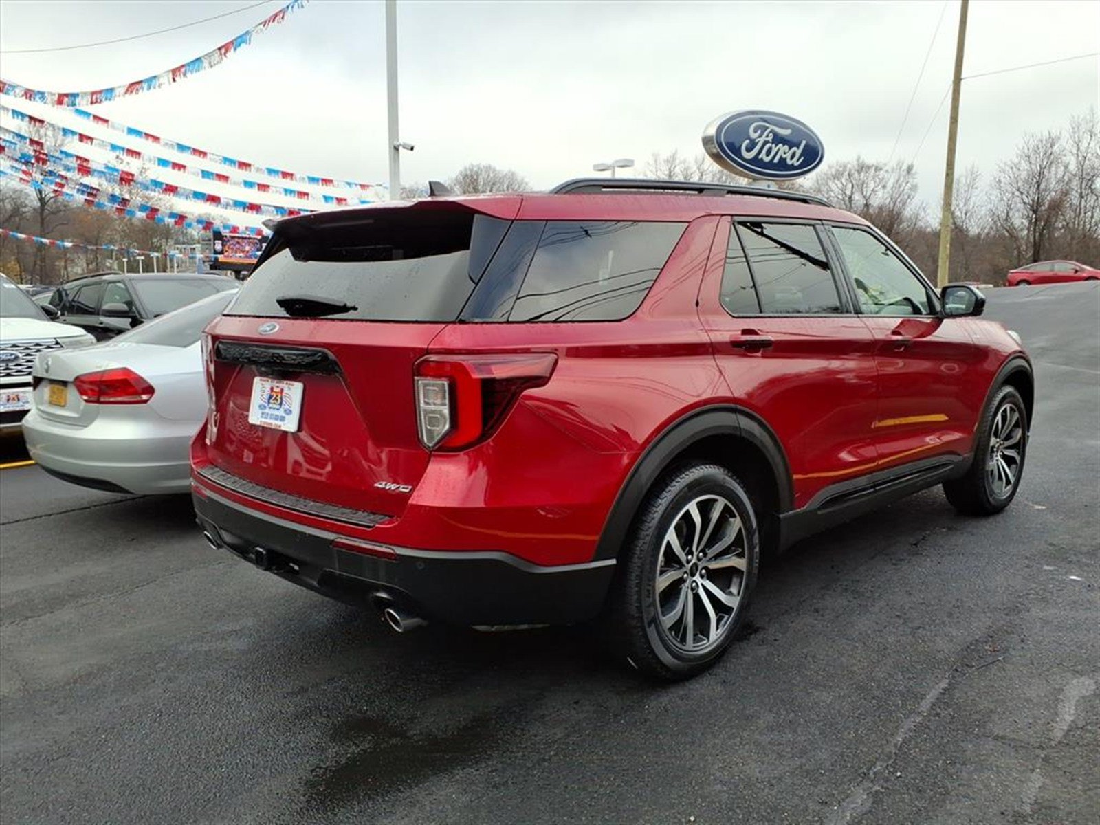 Certified 2022 Ford Explorer ST-Line w/ Class IV Trailer Tow Package AWD/4WD image 7