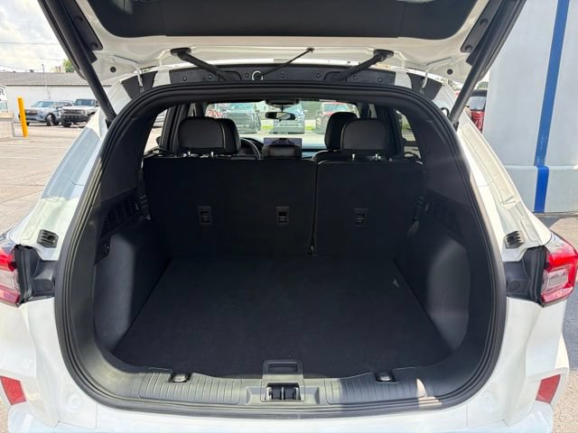Certified 2023 Ford Escape ST-Line w/ Tech Pack #1 FWD image 39