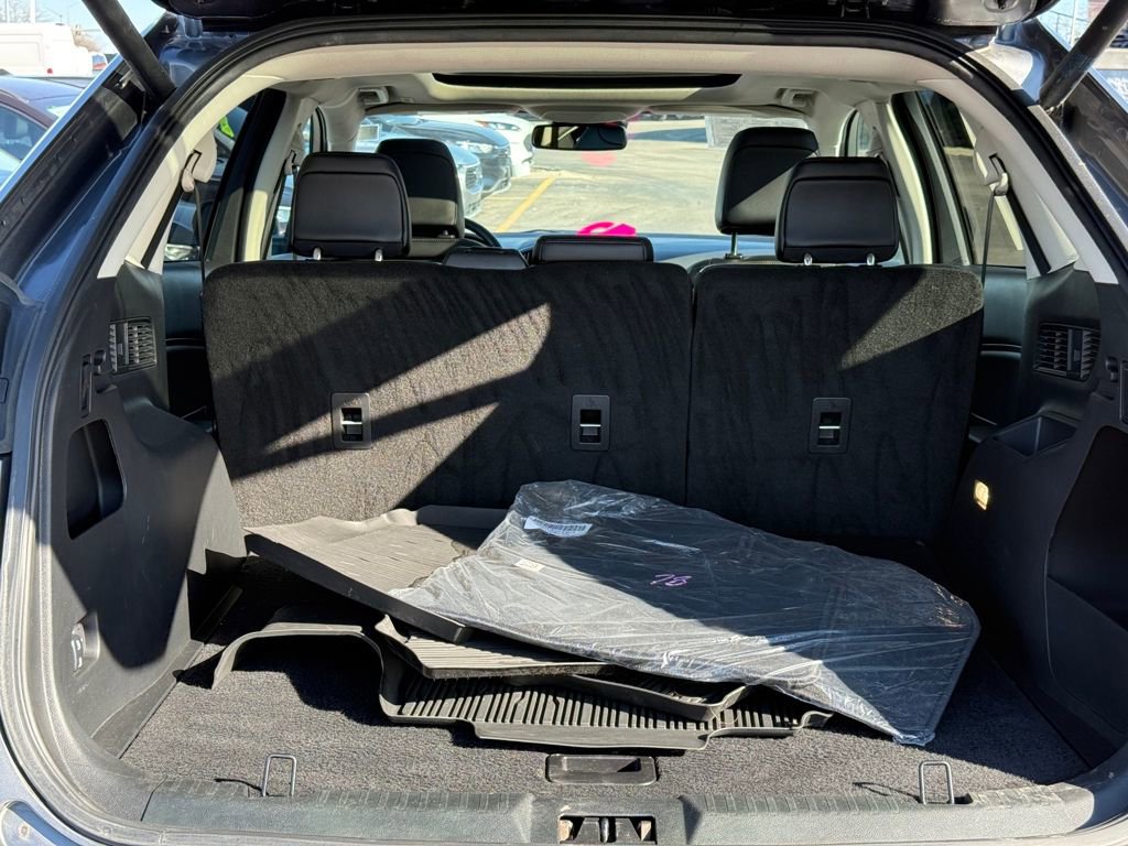 Certified 2024 Ford Edge SEL w/ Convenience Package image 8