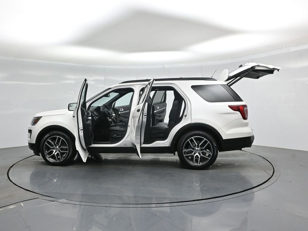 Certified 2018 Ford Explorer Sport image 63
