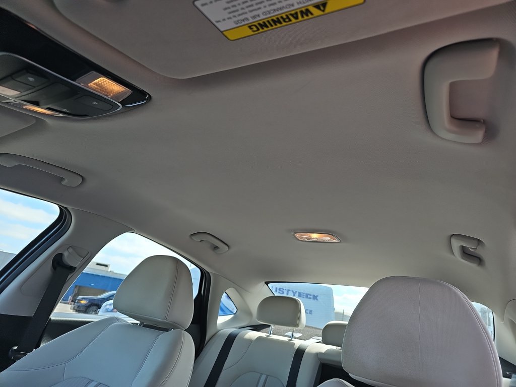 Used 2025 Hyundai Sonata SEL FWD image 29