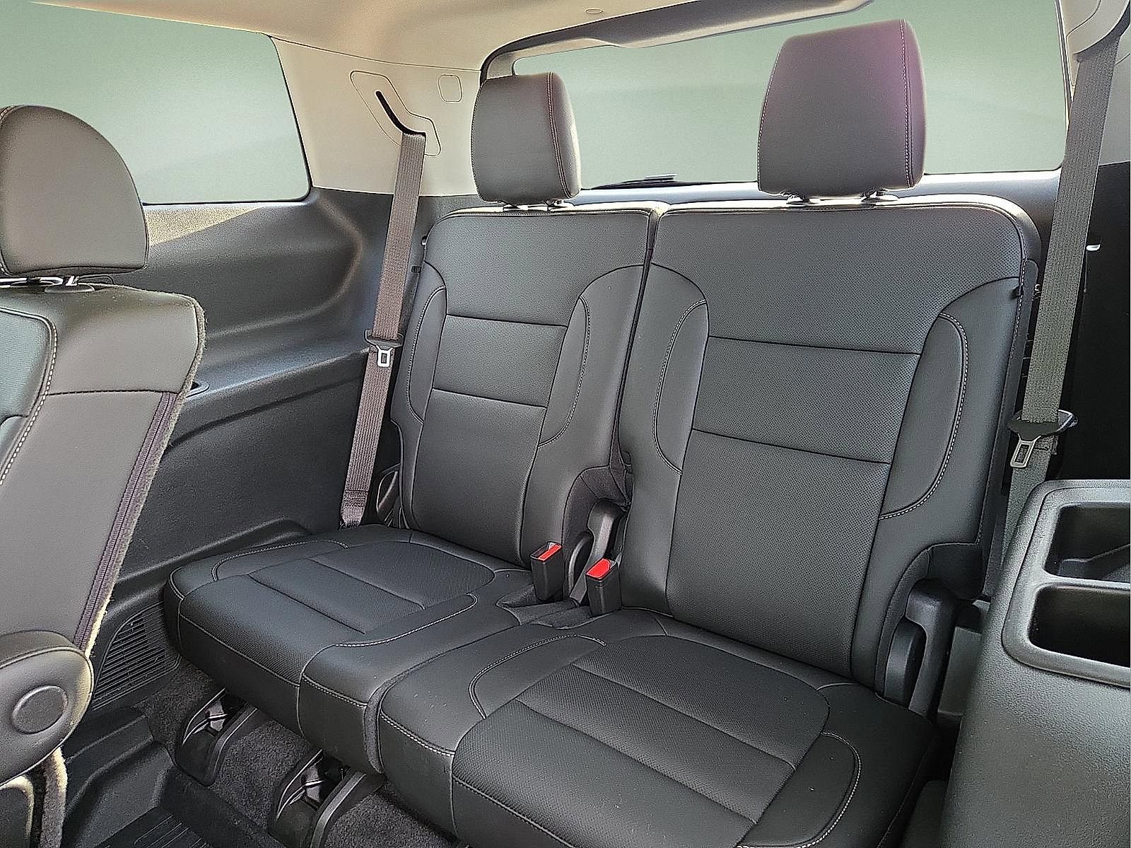 Used 2021 GMC Acadia SLT w/ Premium Package FWD image 10