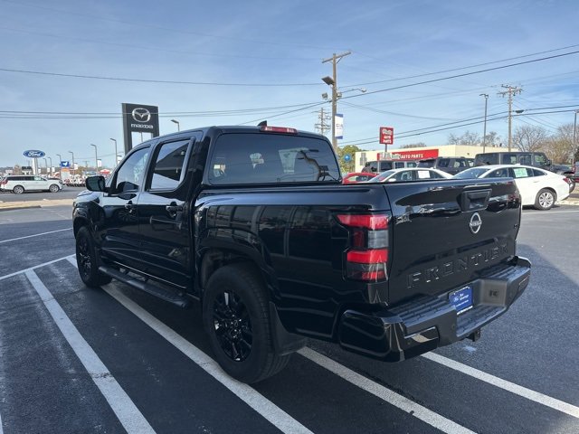 Used 2023 Nissan Frontier SV w/ Midnight Edition Package image 5