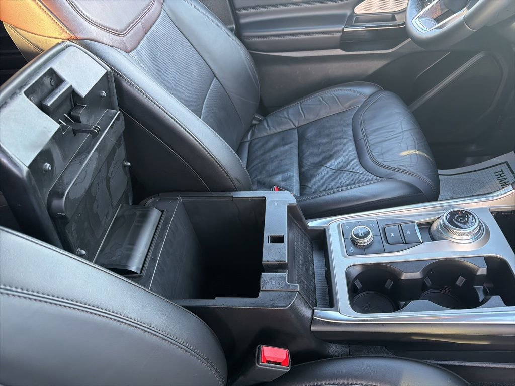 Certified 2023 Ford Explorer Platinum w/ Technology Package image 34