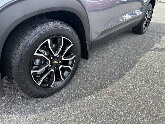 Used 2022 Chevrolet TrailBlazer ACTIV w/ Sun and Liftgate Package image 13