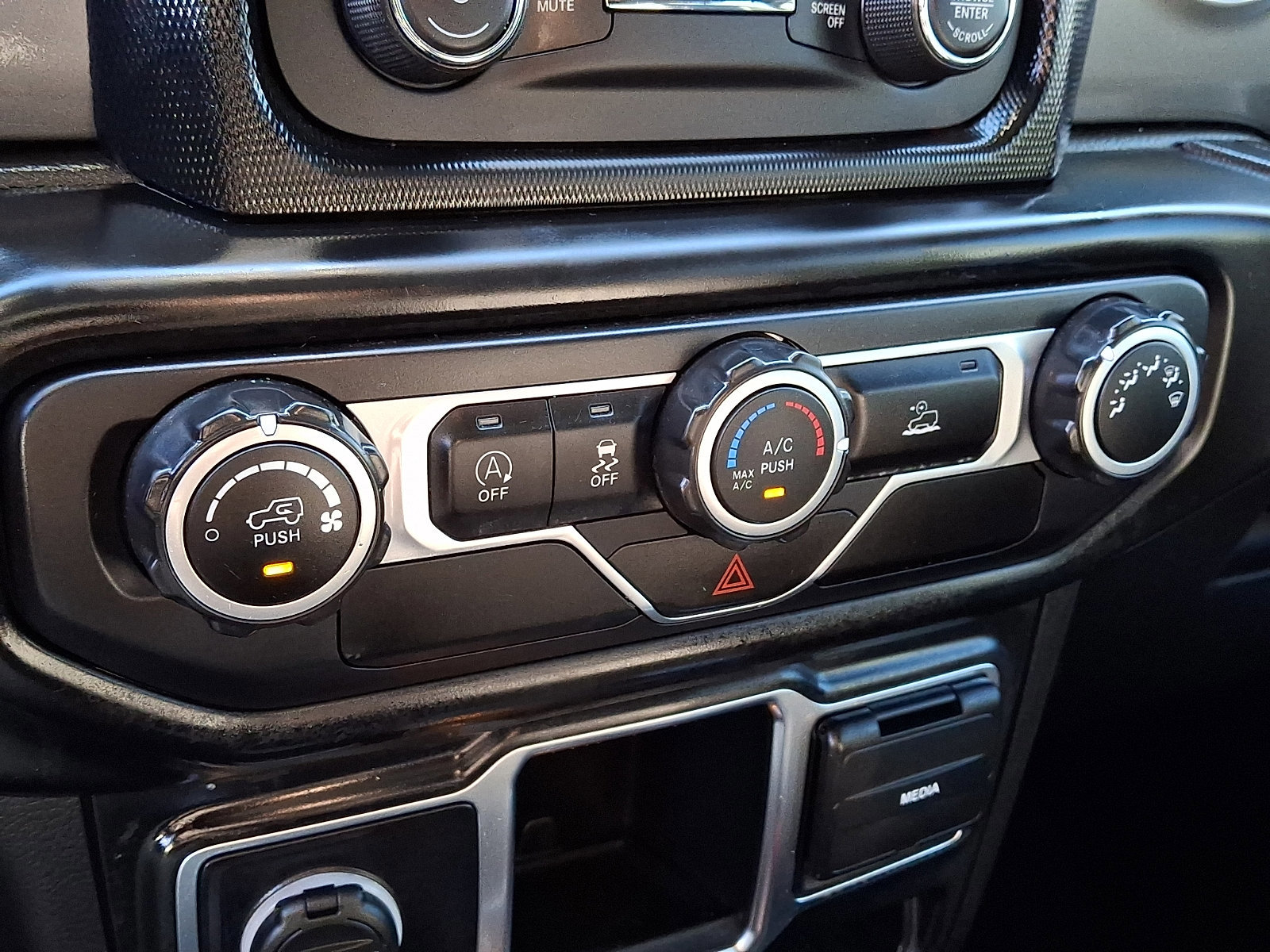 Used 2021 Jeep Wrangler Unlimited Sport image 15