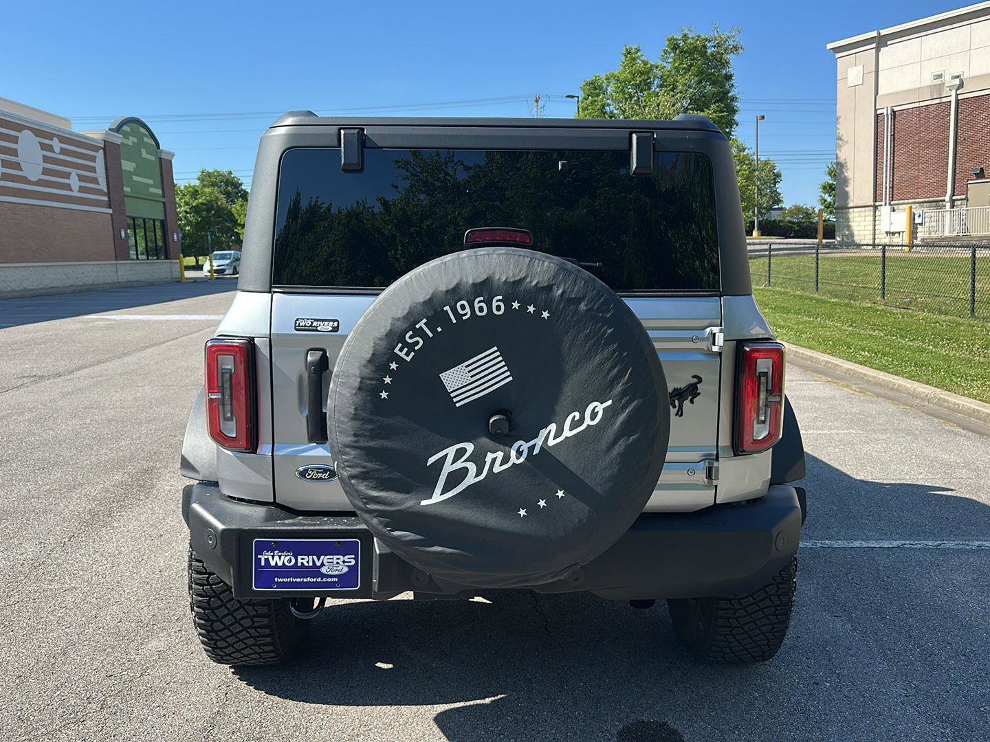Certified 2024 Ford Bronco Wildtrak AWD/4WD image 4