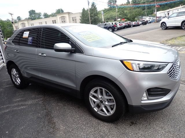Certified 2023 Ford Edge SEL w/ Convenience Package AWD/4WD image 11