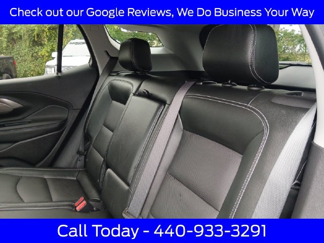 Used 2024 GMC Terrain SLT AWD/4WD image 33