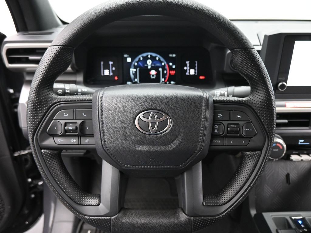 Used 2025 Toyota Tacoma SR5 image 10