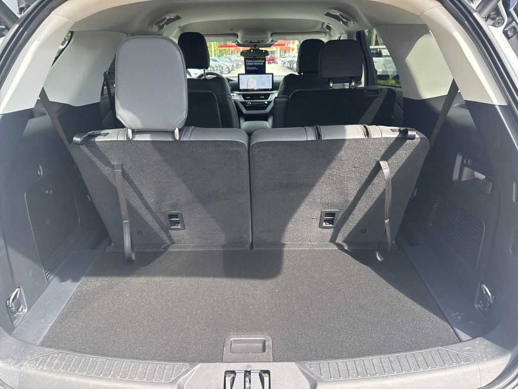 Certified 2026 Ford Explorer Active w/ Active Comfort Package RWD image 27