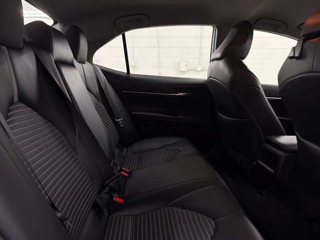 Used 2024 Toyota Camry SE FWD image 29