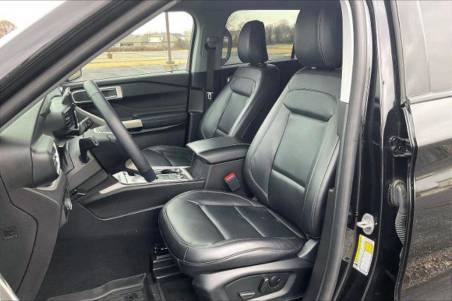 Certified 2023 Ford Explorer XLT w/ Equipment Group 202A image 9