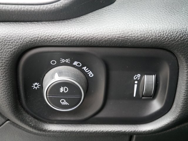 Used 2024 RAM 1500 Big Horn AWD/4WD image 19