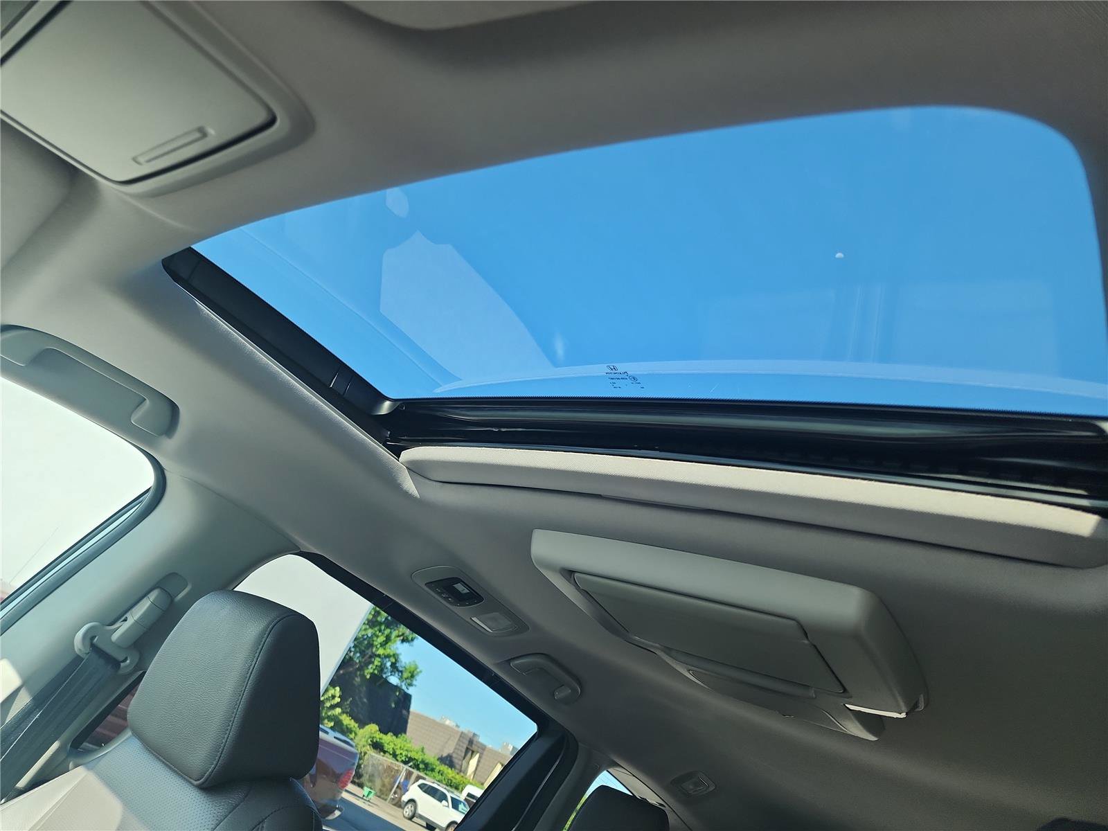 Used 2020 Honda Odyssey Elite image 15