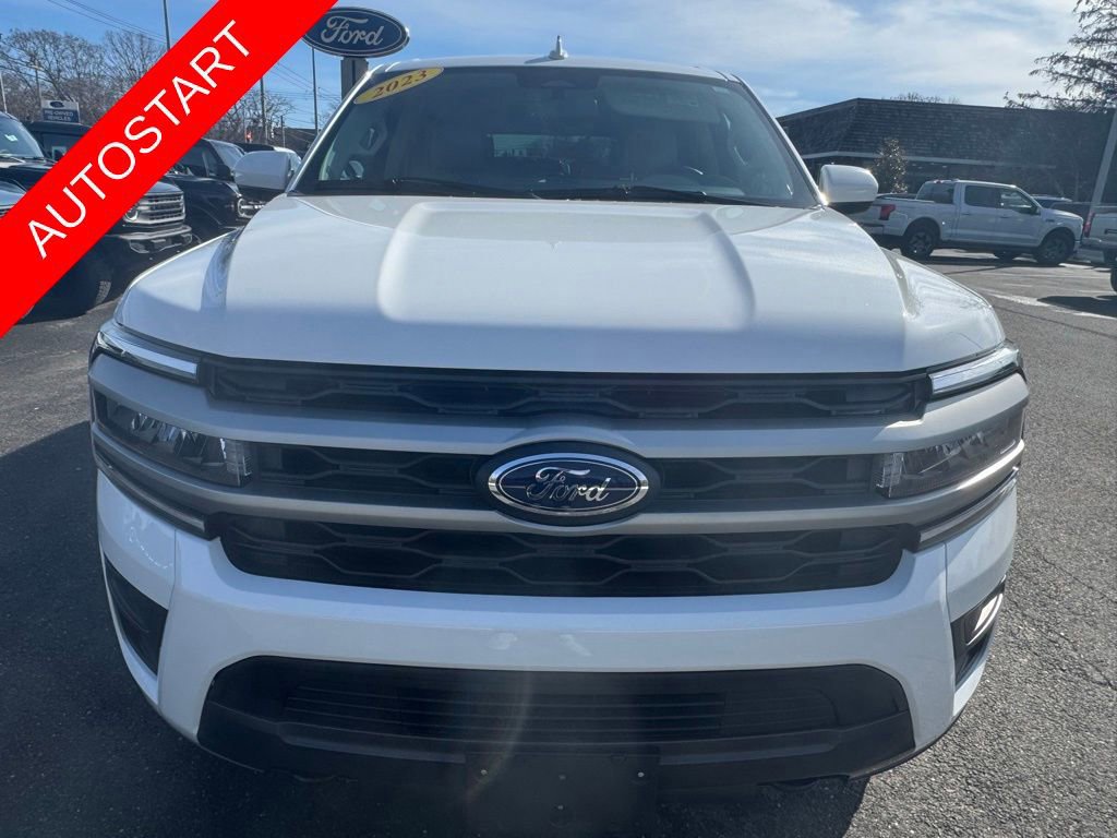 Certified 2023 Ford Expedition XLT image 6