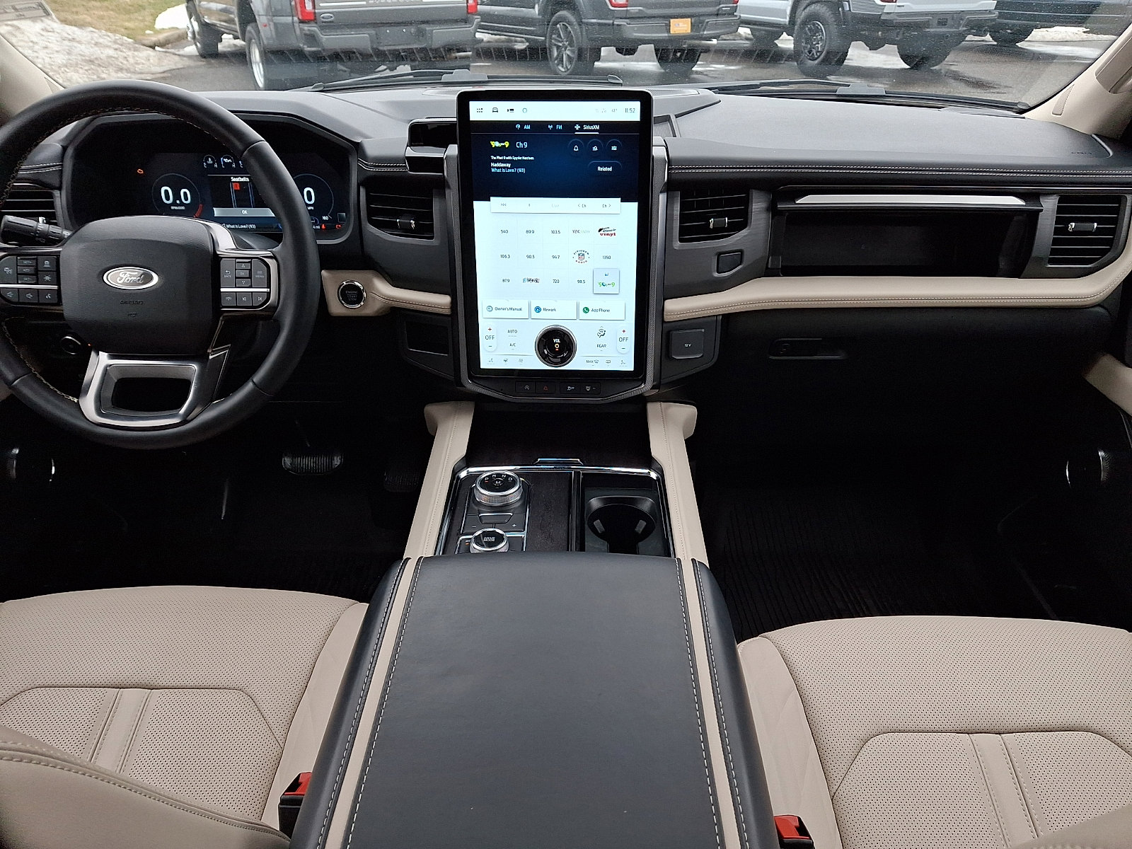 Certified 2024 Ford Expedition Platinum image 14