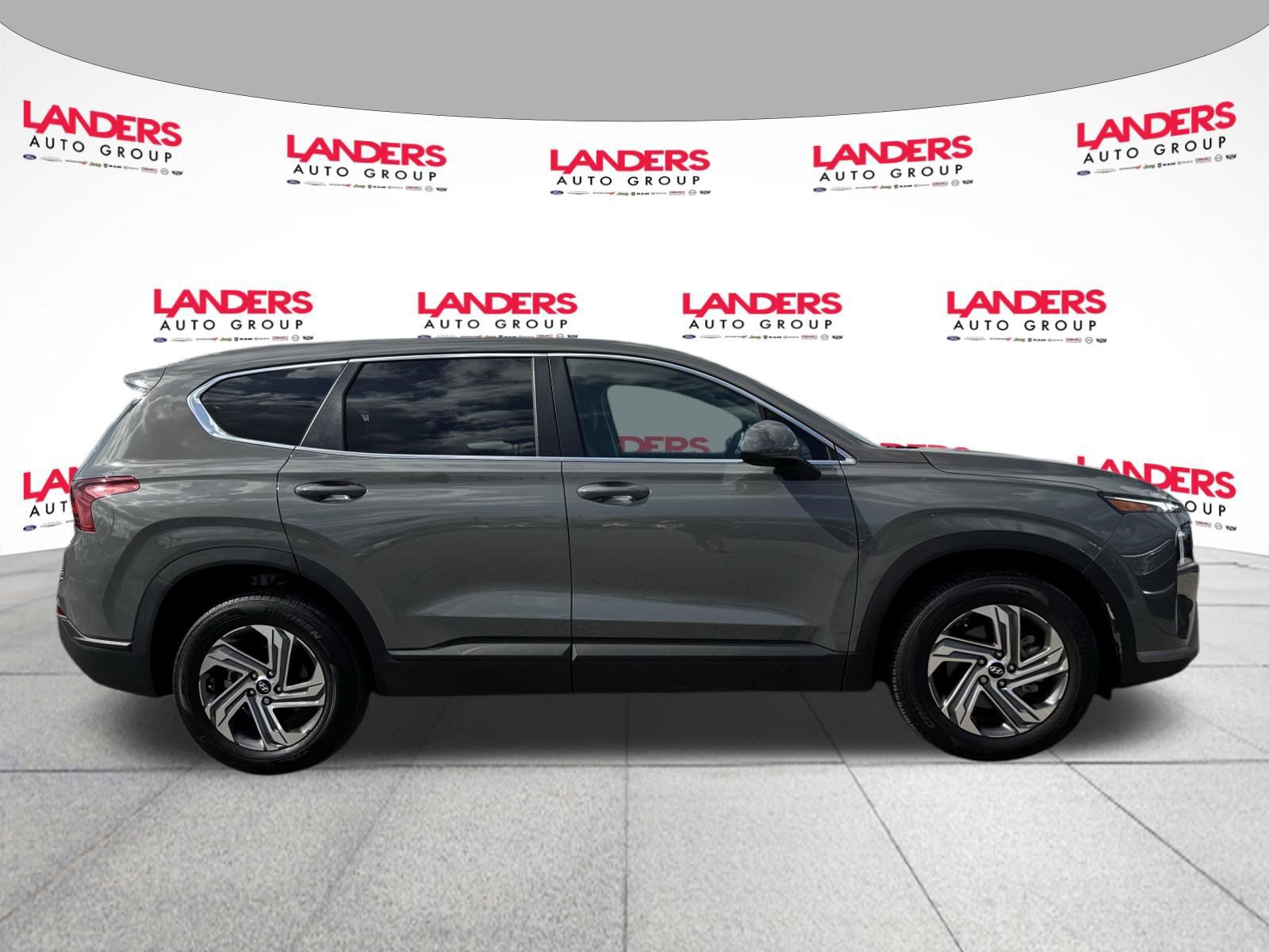 Used 2023 Hyundai Santa Fe SE w/ Cargo Package image 6