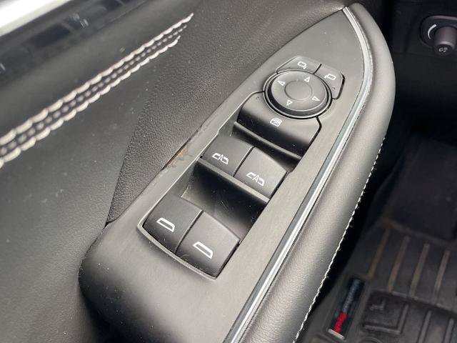 Used 2022 Buick Envision Preferred FWD image 24