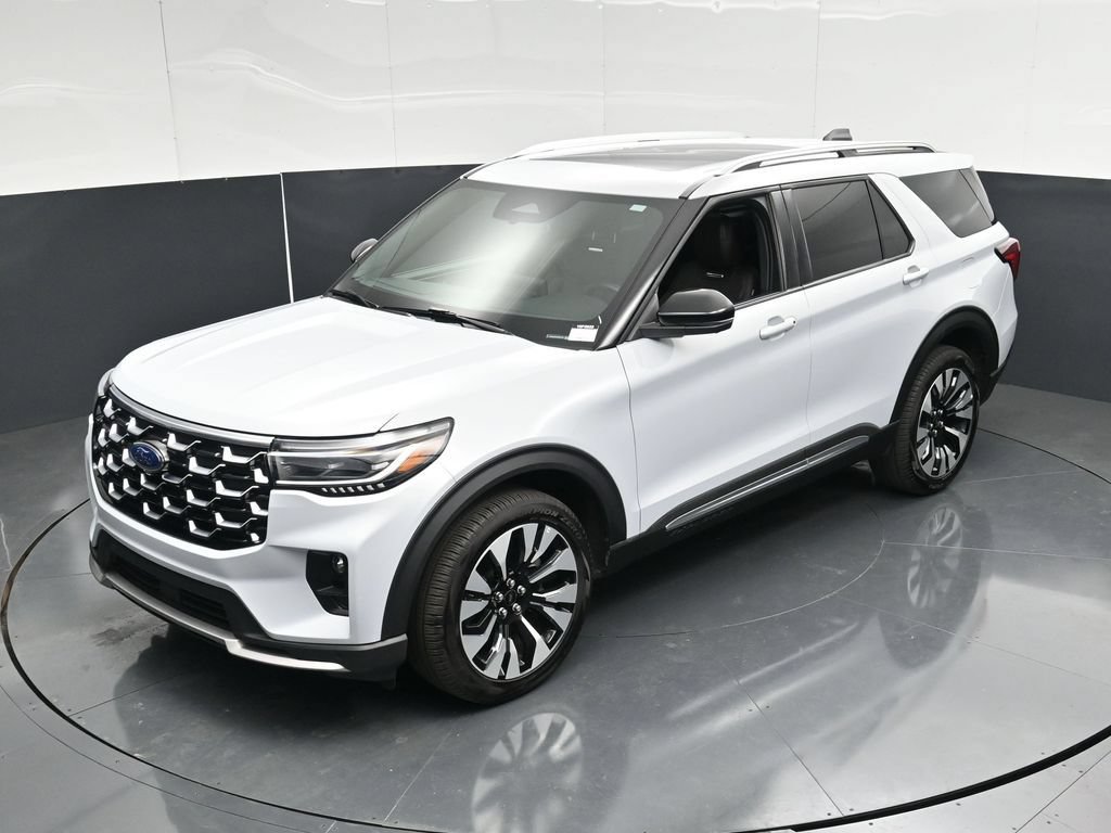 Certified 2025 Ford Explorer Platinum w/ LUX Leather Package AWD/4WD image 43
