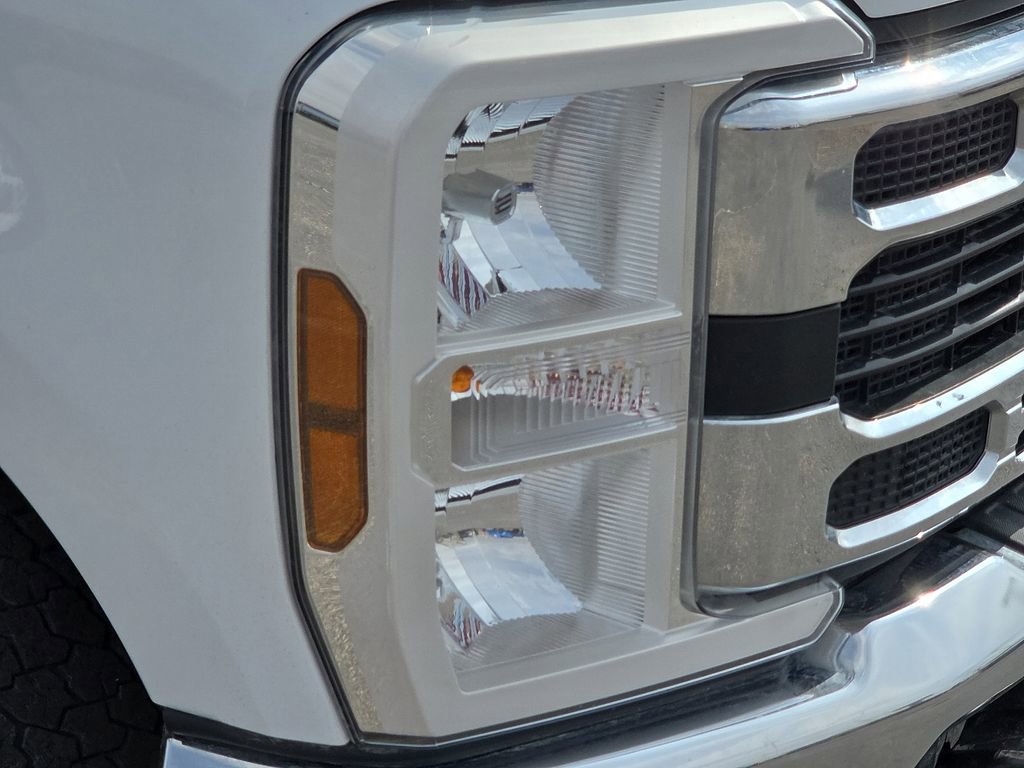 Certified 2024 Ford F350 XLT image 10