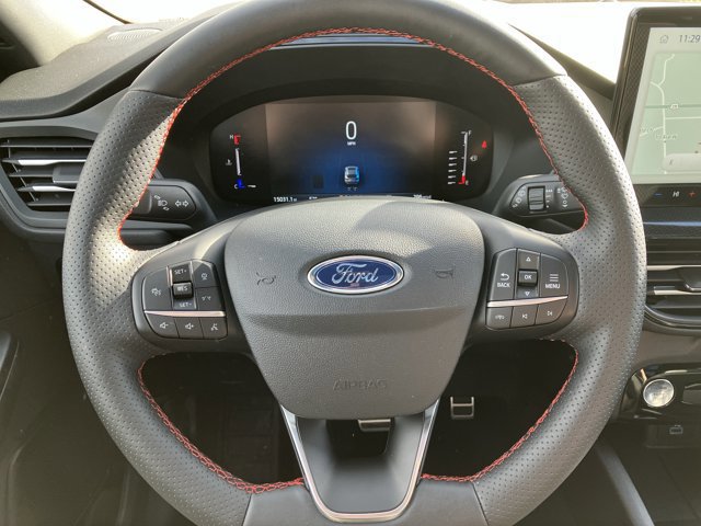 Certified 2023 Ford Escape ST-Line w/ Tech Pack #1 image 17