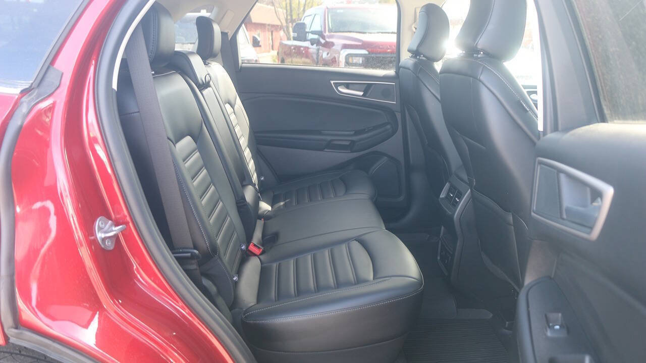 Certified 2024 Ford Edge SEL w/ Convenience Package AWD/4WD image 13
