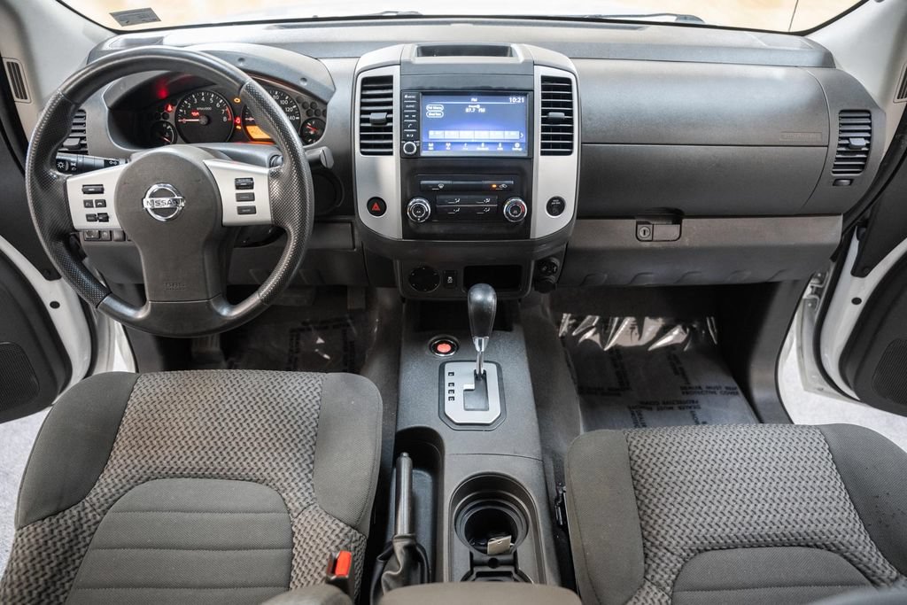 Used 2021 Nissan Frontier SV RWD image 17